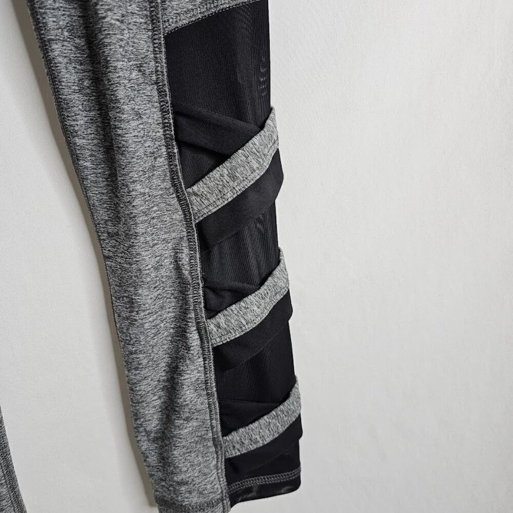Women's X BY GOTTEX Cropped Leggings size XS GRAY BLACK Pocket Athleisure Capri - Picture 4 of 8